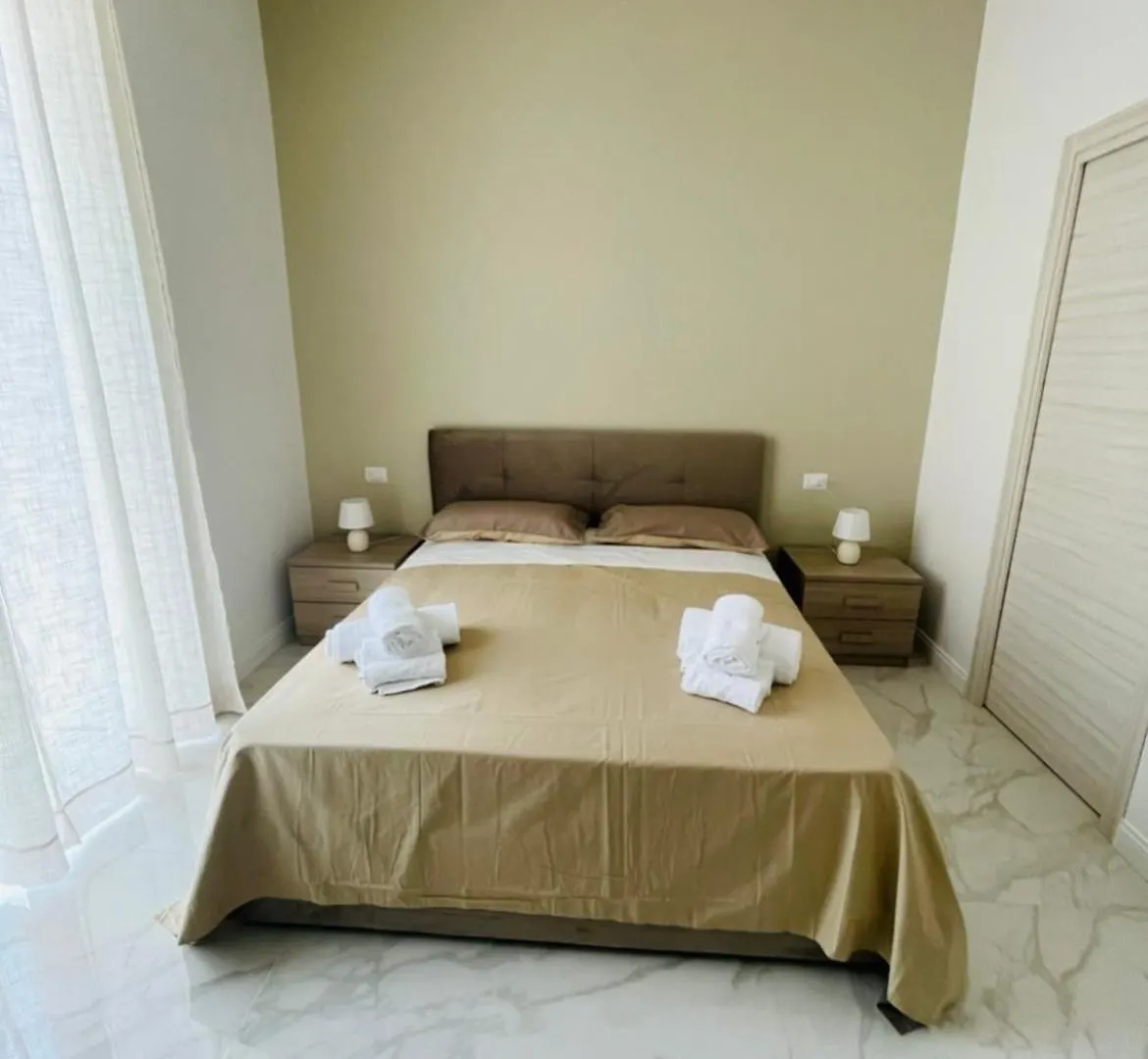 Nerisa Home Naples Guest house