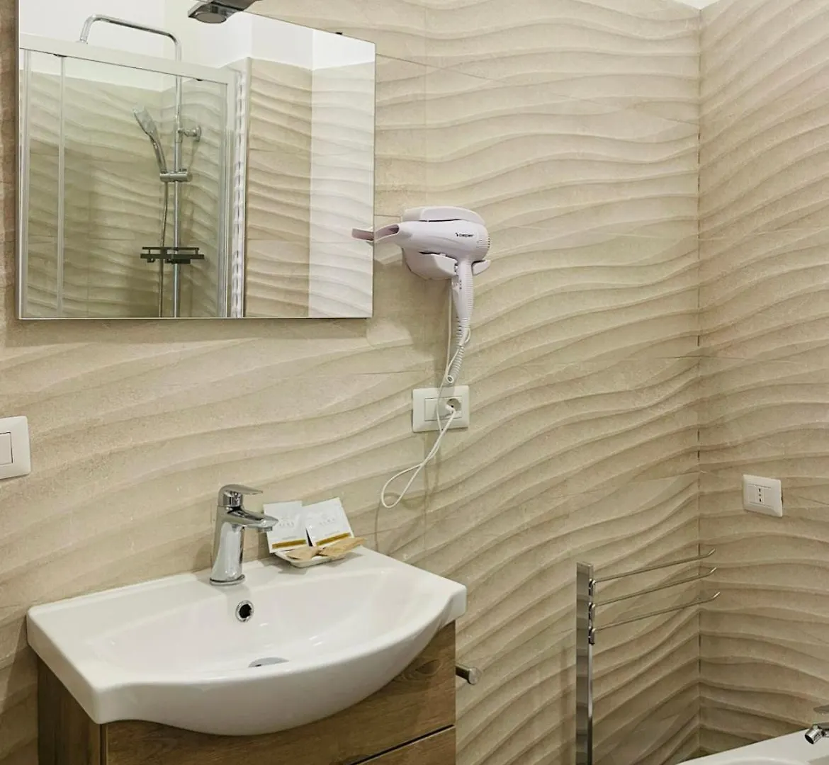 Nerisa Home Naples Guest house