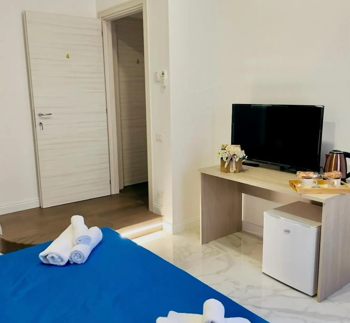 Nerisa Home Naples 0*,  Italy